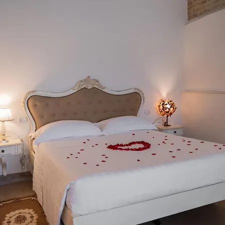 Demetra Apartment *